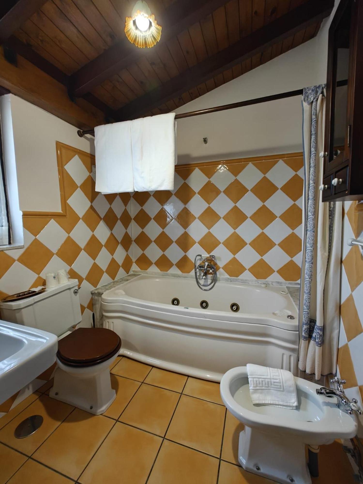 Hotel Restaurante Cabo Vidio Oviñana Екстериор снимка